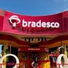 Imagem de uma ativação do banco Bradesco no festival Lollapalooza