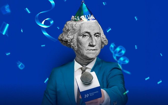 Montagem com George Washington (1732-1799), primeiro presidente dos EUA, segurando microfone e usando chapéu de aniversário