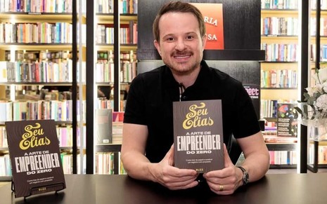 Elias Torres, fundador da barbearia Seu Elias