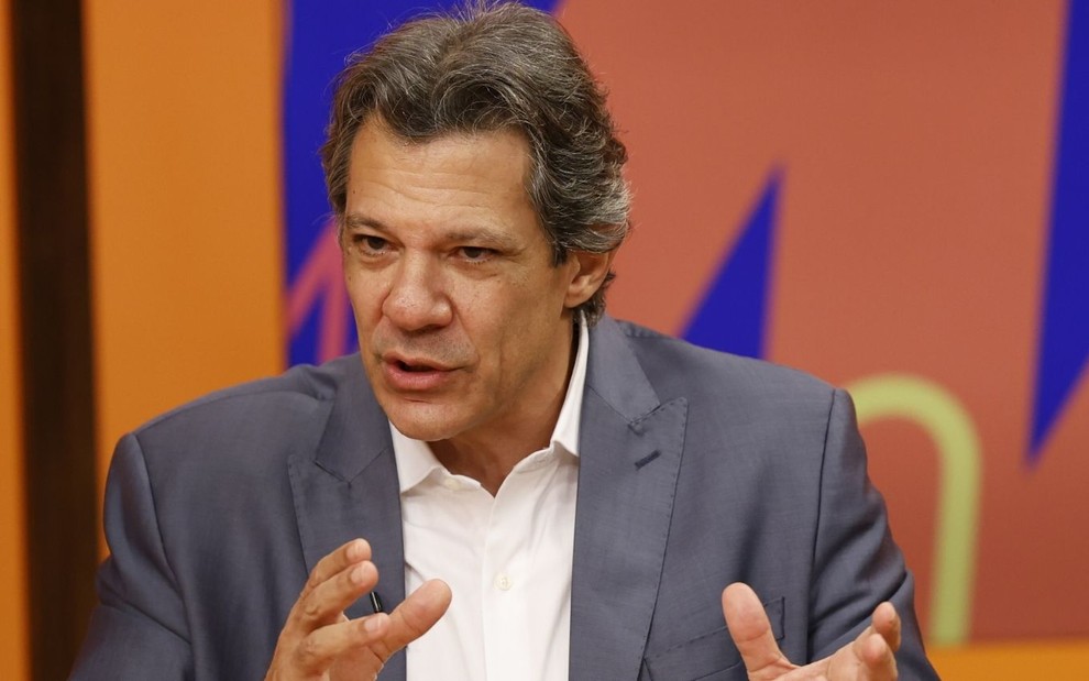 Imagem de Fernando Haddad em entrevista coletiva