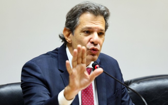 Imagem de Fernando Haddad em entrevista coletiva