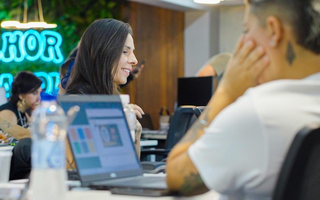 Equipe da HostGator no escritório em Florianópolis (SC)