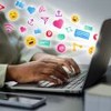 Emojis em notebook