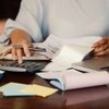 Empreendedor faz contas