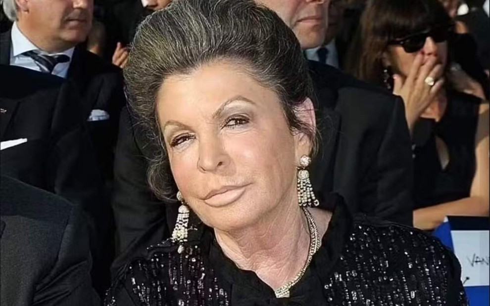 Rafaela Aponte-Diamant em evento solene