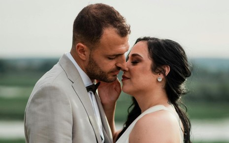 Casal em ensaio fotográfico